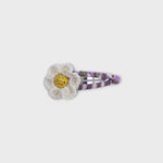 Load image into Gallery viewer, white daisy crochet hair clip
